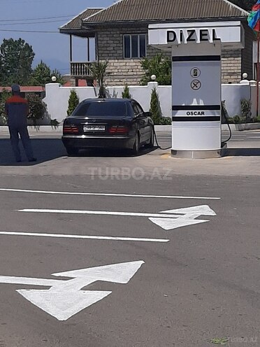 Mercedes E 270 1999, 650,441 km - 2.7 l - Lənkəran