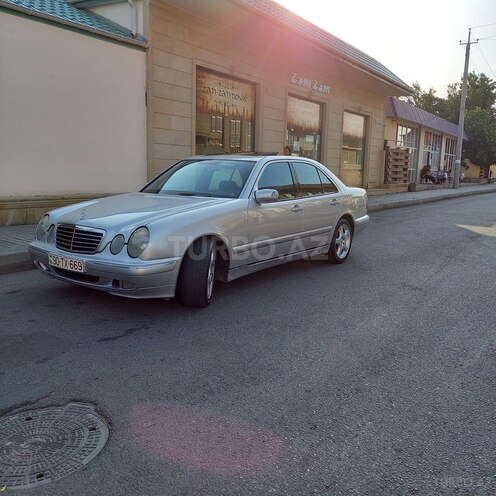 Mercedes E 240 2000, 348,834 km - 2.6 l - Şəmkir