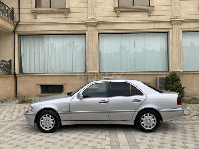 Mercedes C 220 1999, 417,000 km - 2.2 л - Bakı