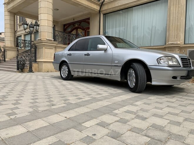 Mercedes C 220 1999, 417,000 km - 2.2 л - Bakı