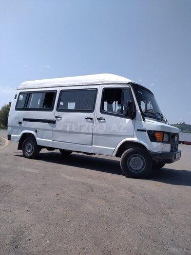 Mercedes 208 D 1994, 247,851 km - 2.0 l - Astara