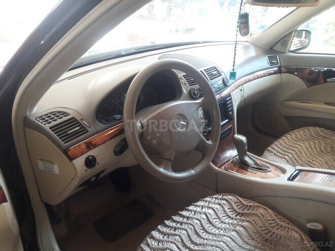 Mercedes E 350 2005, 274,000 km - 3.5 l - Biləsuvar