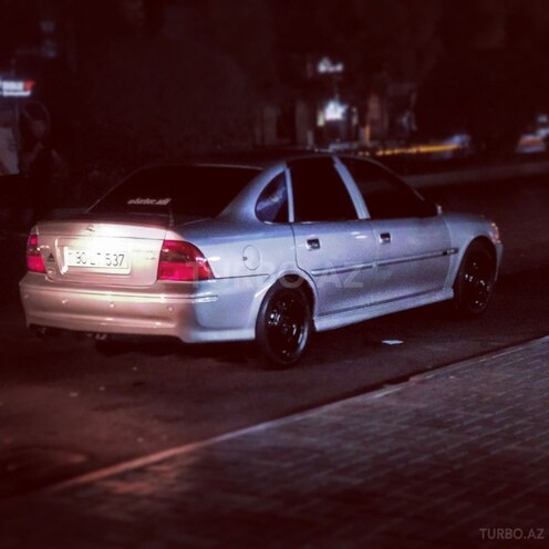 Opel Vectra 1999, 375,000 km - 1.8 л - Sumqayıt