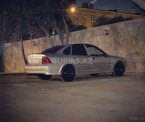 Opel Vectra 1999, 375,000 km - 1.8 л - Sumqayıt