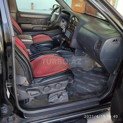 Nissan Terrano 1997, 280,000 km - 3.2 l - Bərdə