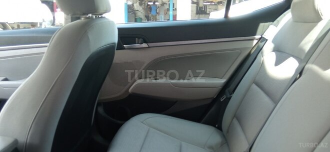 Hyundai Elantra 2017, 163,000 km - 2.0 л - Bakı