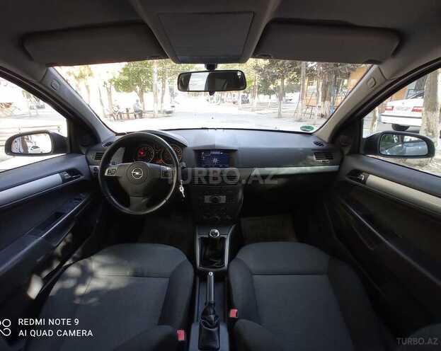 Opel Astra 2005, 161,000 km - 1.6 l - Bakı