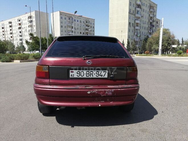 Opel Astra 1996, 450,000 km - 1.6 l - Sumqayıt