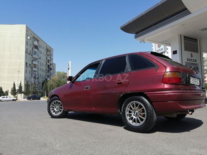 Opel Astra 1996, 450,000 km - 1.6 l - Sumqayıt
