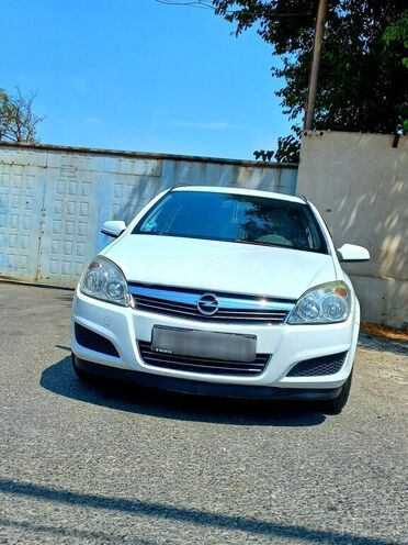 Opel Astra 2007, 193,000 km - 1.4 l - Bakı