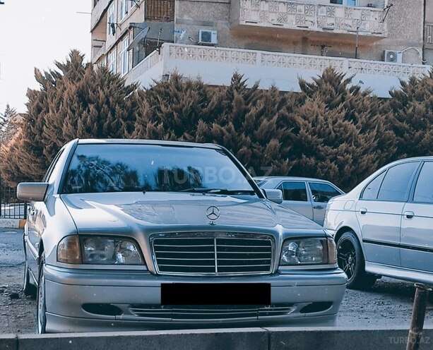 Mercedes C 200 1999, 320,000 km - 2.0 l - Bakı
