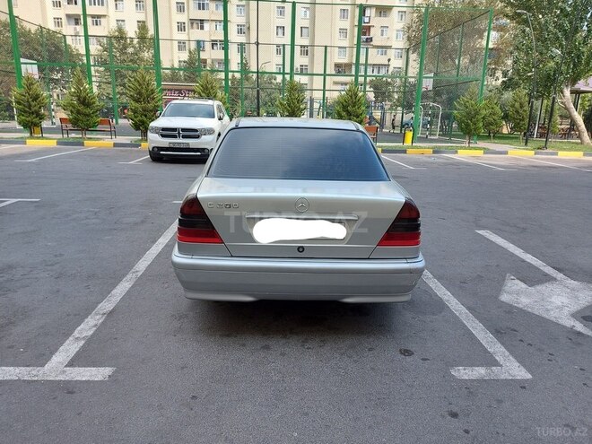 Mercedes C 200 1999, 320,000 km - 2.0 l - Bakı