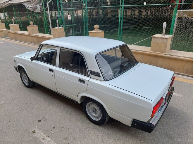 LADA (VAZ) 2107 2005, 256,000 km - 1.6 l - Bakı
