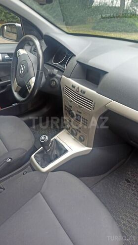Opel Astra 2008, 180,000 km - 1.4 l - Bakı