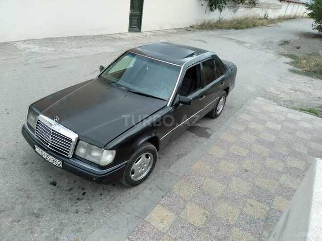 Mercedes E 250 1992, 550,000 km - 0.3 l - Quba