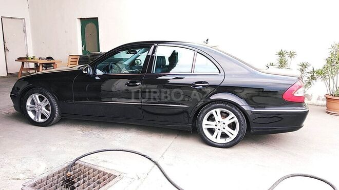 Mercedes E 200 2007, 174,300 km - 1.8 l - Bakı