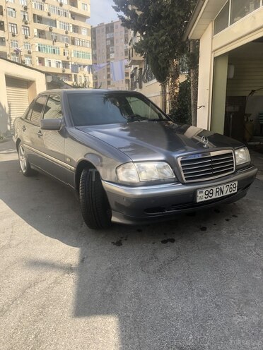 Mercedes C 240 1998, 282,000 km - 2.4 l - Bakı