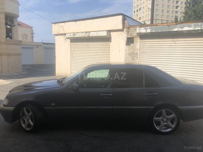 Mercedes C 240 1998, 282,000 km - 2.4 l - Bakı