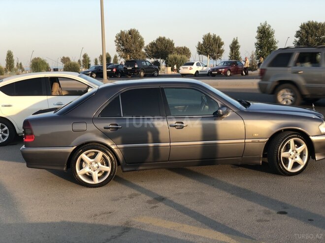 Mercedes C 240 1998, 282,000 km - 2.4 l - Bakı