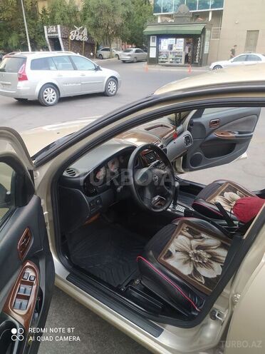 Nissan Sunny 2006, 300,000 km - 1.3 l - Bakı