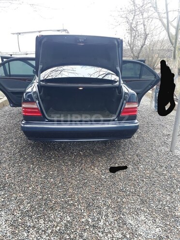 Mercedes E 240 2001, 300,000 km - 2.6 l - Bakı