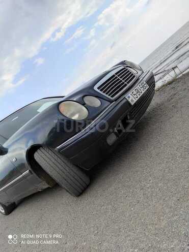 Mercedes E 280 1996, 258,000 km - 2.8 l - Bakı