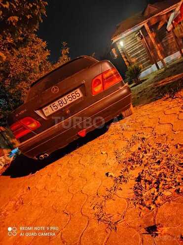 Mercedes E 280 1996, 258,000 km - 2.8 l - Bakı