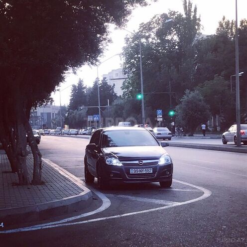 Opel Astra 2009, 283,000 km - 1.3 л - Bakı