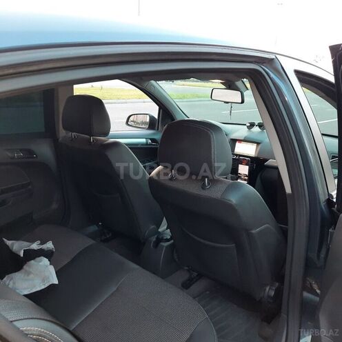 Opel Astra 2009, 283,000 km - 1.3 л - Bakı