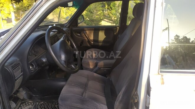 GAZ 3110 2000, 353,000 km - 2.4 l - Sumqayıt