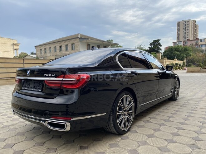 BMW 750 2017, 82,000 km - 4.4 l - Bakı