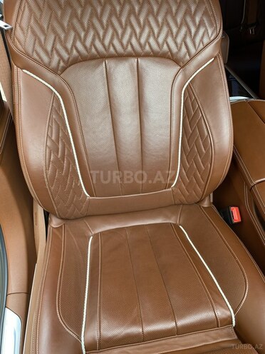 BMW 750 2017, 82,000 km - 4.4 l - Bakı