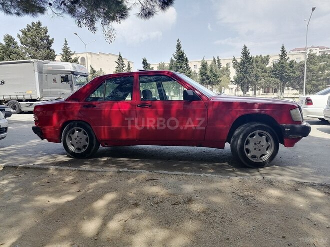 Mercedes 190 1991, 284,395 km - 2.0 l - Sumqayıt