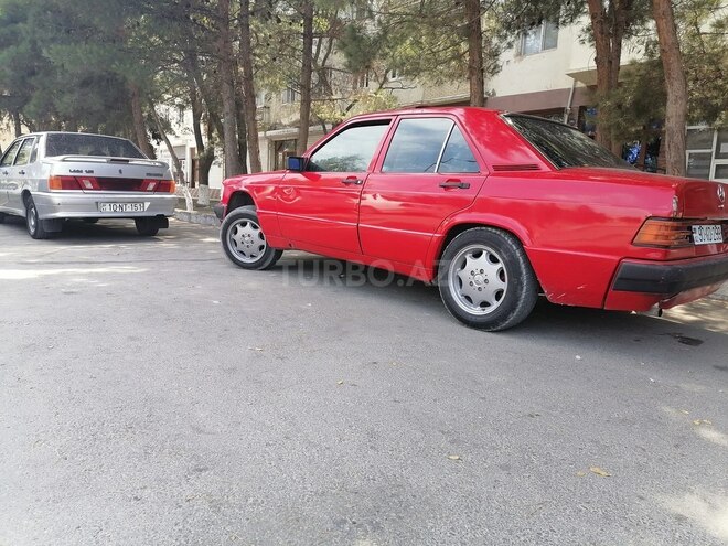 Mercedes 190 1991, 284,395 km - 2.0 l - Sumqayıt