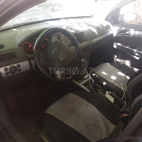 Opel Astra 2006, 302,000 km - 1.4 l - Bakı