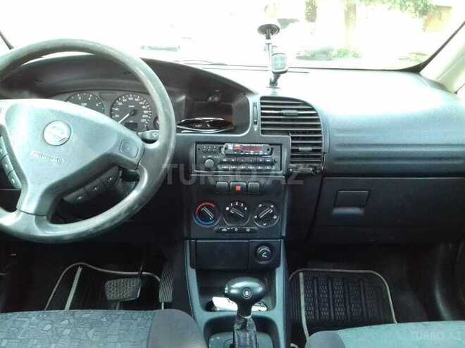 Opel Zafira 2000, 277,982 km - 1.8 л - Zaqatala