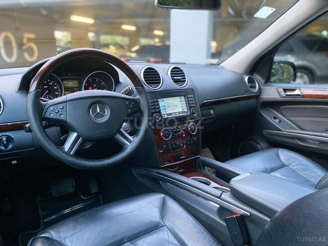 Mercedes GL 550 2007, 258,000 km - 5.5 l - Bakı