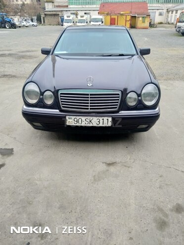 Mercedes E 300 1998, 200,000 km - 3.0 l - Bakı