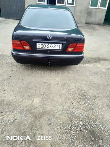 Mercedes E 300 1998, 200,000 km - 3.0 l - Bakı