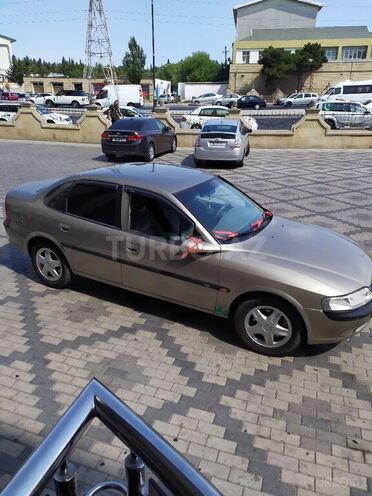 Opel Vectra 1996, 441,250 km - 2.0 l - Bakı