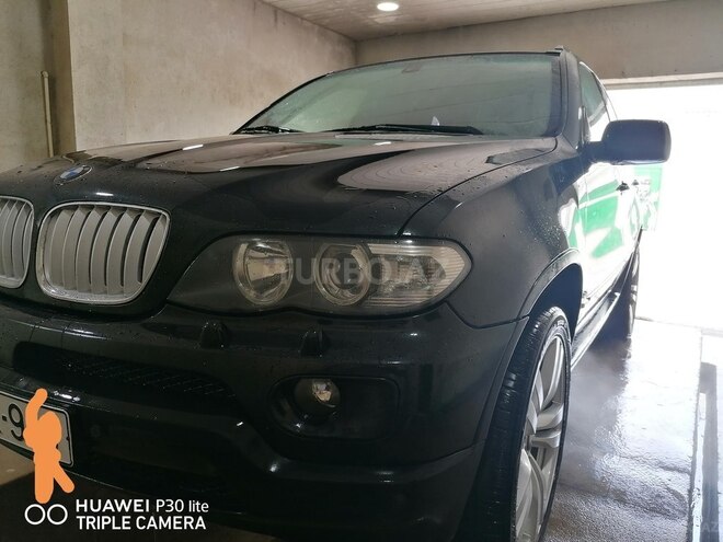 BMW X5 2004, 283,000 km - 4.4 л - Quba