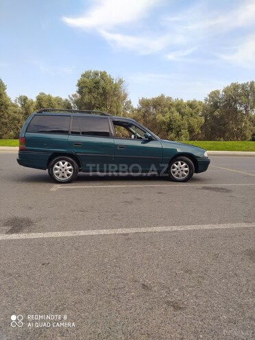 Opel Astra 1997, 286,000 km - 1.6 l - Bakı