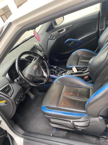 Hyundai Veloster 2013, 95,000 km - 1.6 л - Bakı