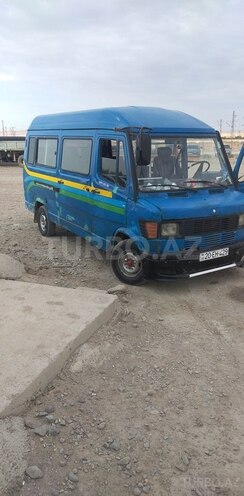 Mercedes 208 D 1994, 254,563 km - 0.3 l - Sumqayıt