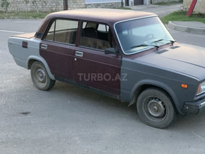 LADA (VAZ) 2107 2005, 85,000 km - 1.7 l - Qusar