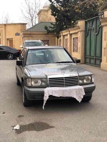 Mercedes 190 1991, 450,000 km - 1.8 l - Gəncə