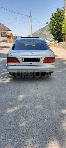 Mercedes E 230 1997, 322,000 km - 2.3 л - Şəki