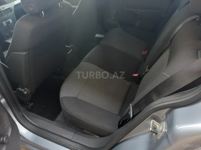 Opel Astra 2006, 115,000 km - 1.3 l - Bakı