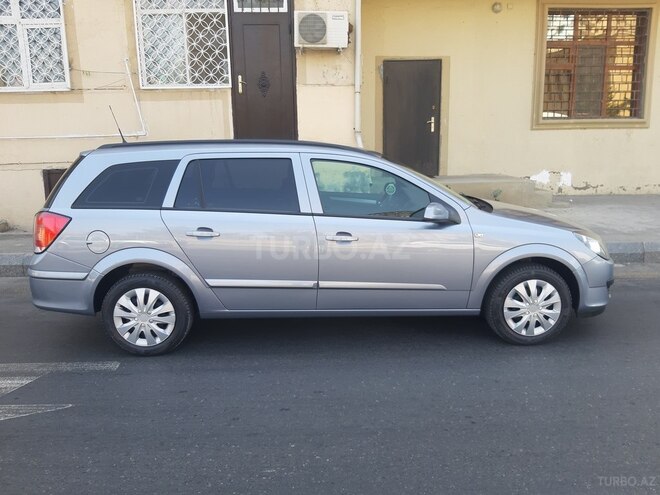 Opel Astra 2006, 115,000 km - 1.3 l - Bakı