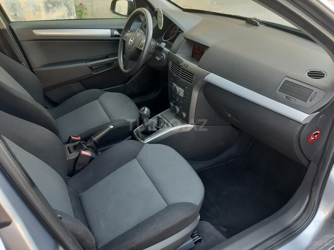 Opel Astra 2006, 115,000 km - 1.3 l - Bakı